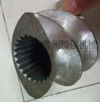 关于大型内螺纹的旋风铣削加工知识解析(二)