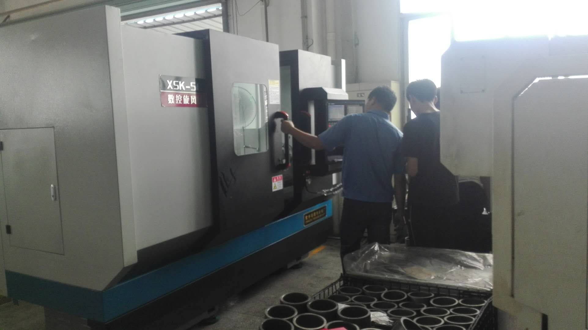腾创机械旋风铣落户福建龙溪轴承集团