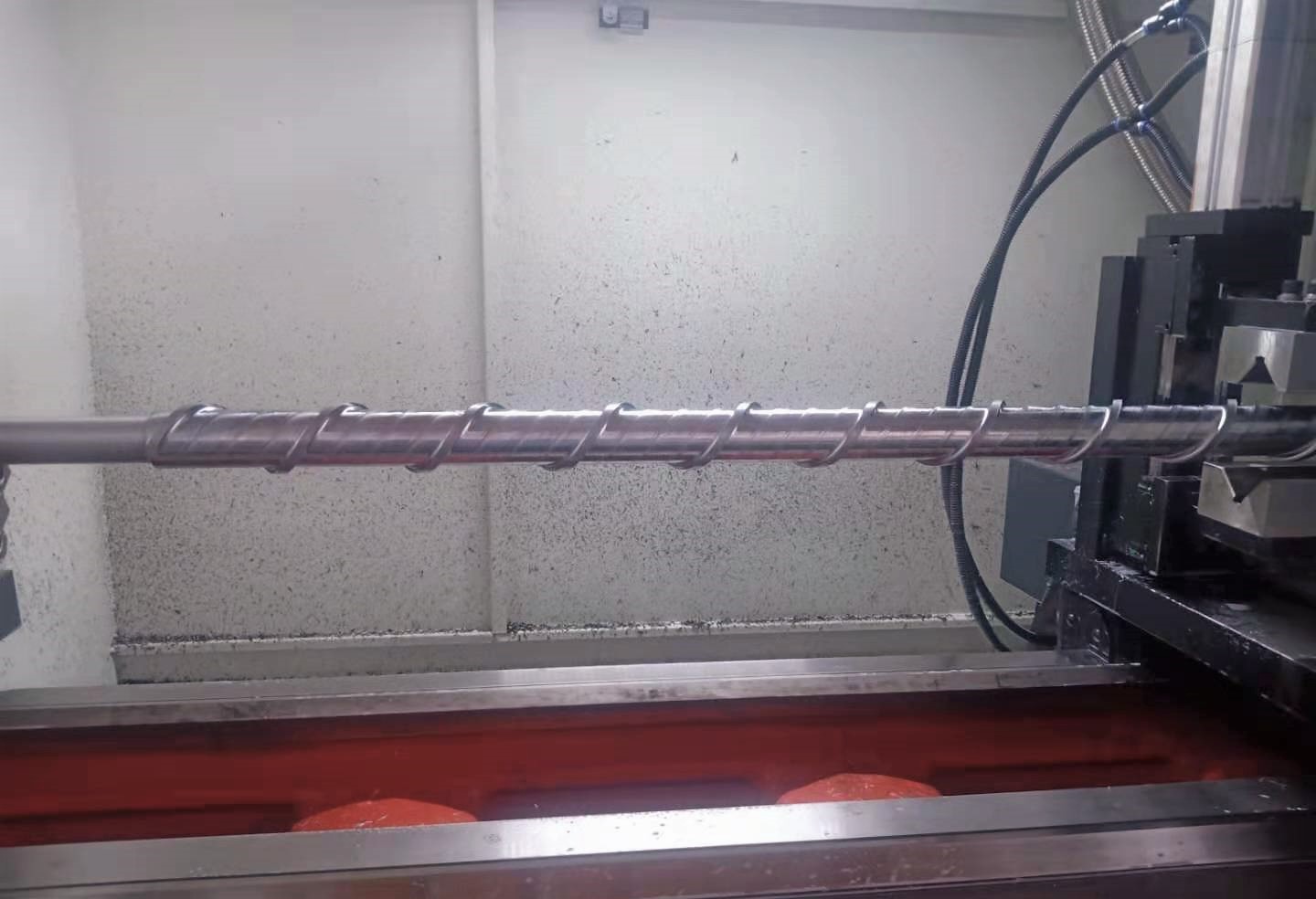 腾创数控旋风铣输送螺杆